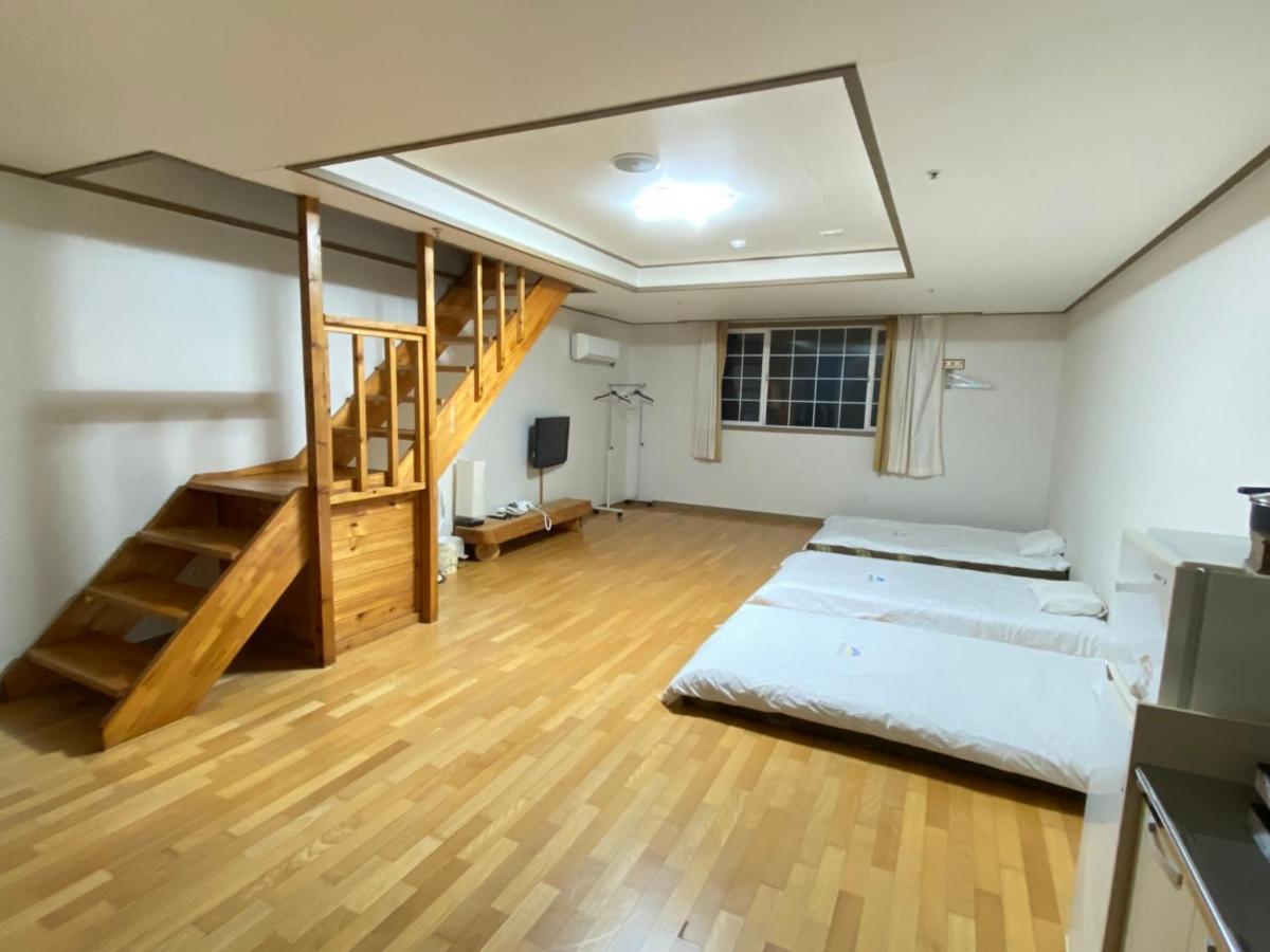 Arbon Youth Hostel & Resort Jeju Dış mekan fotoğraf